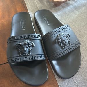 Versace Palazzo Slide - never worn. Versace 44 Men’s US 10.5. No box.